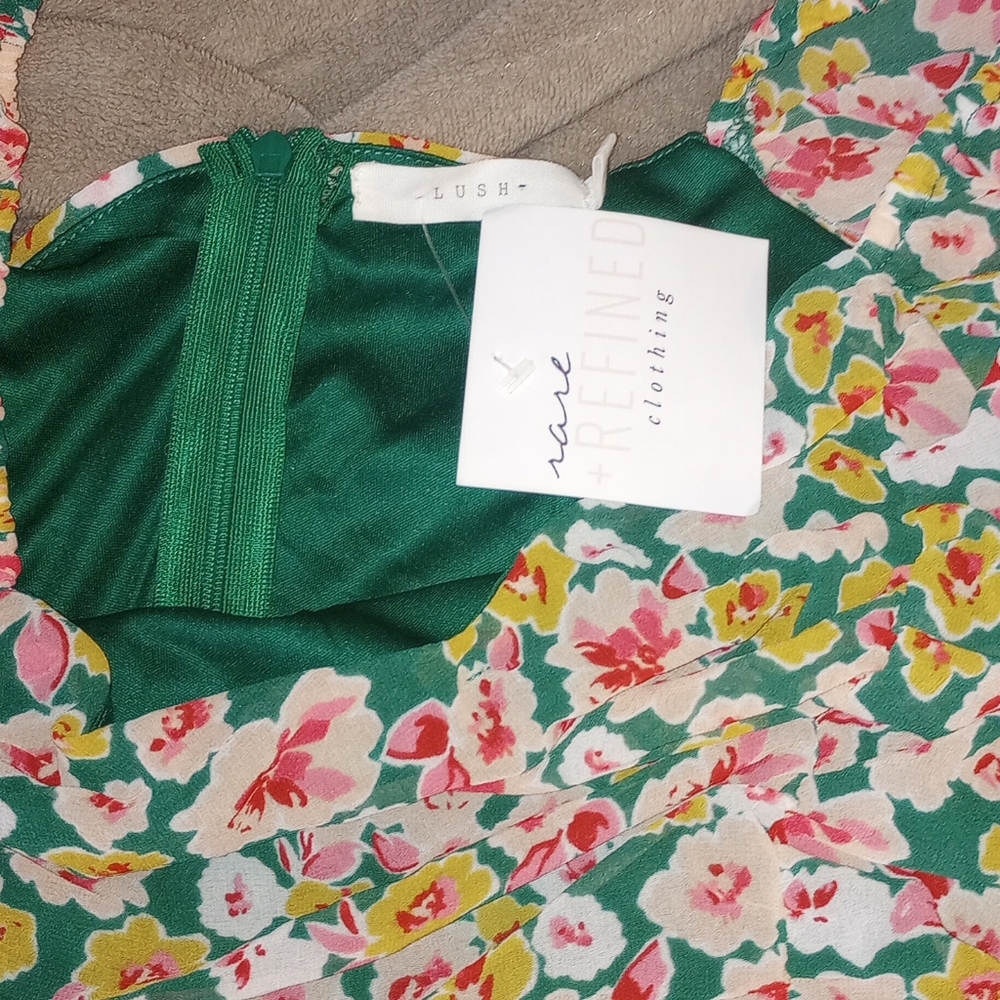 Lush , Tight Fitting Dress, Floral Print - Picture 3 of 3